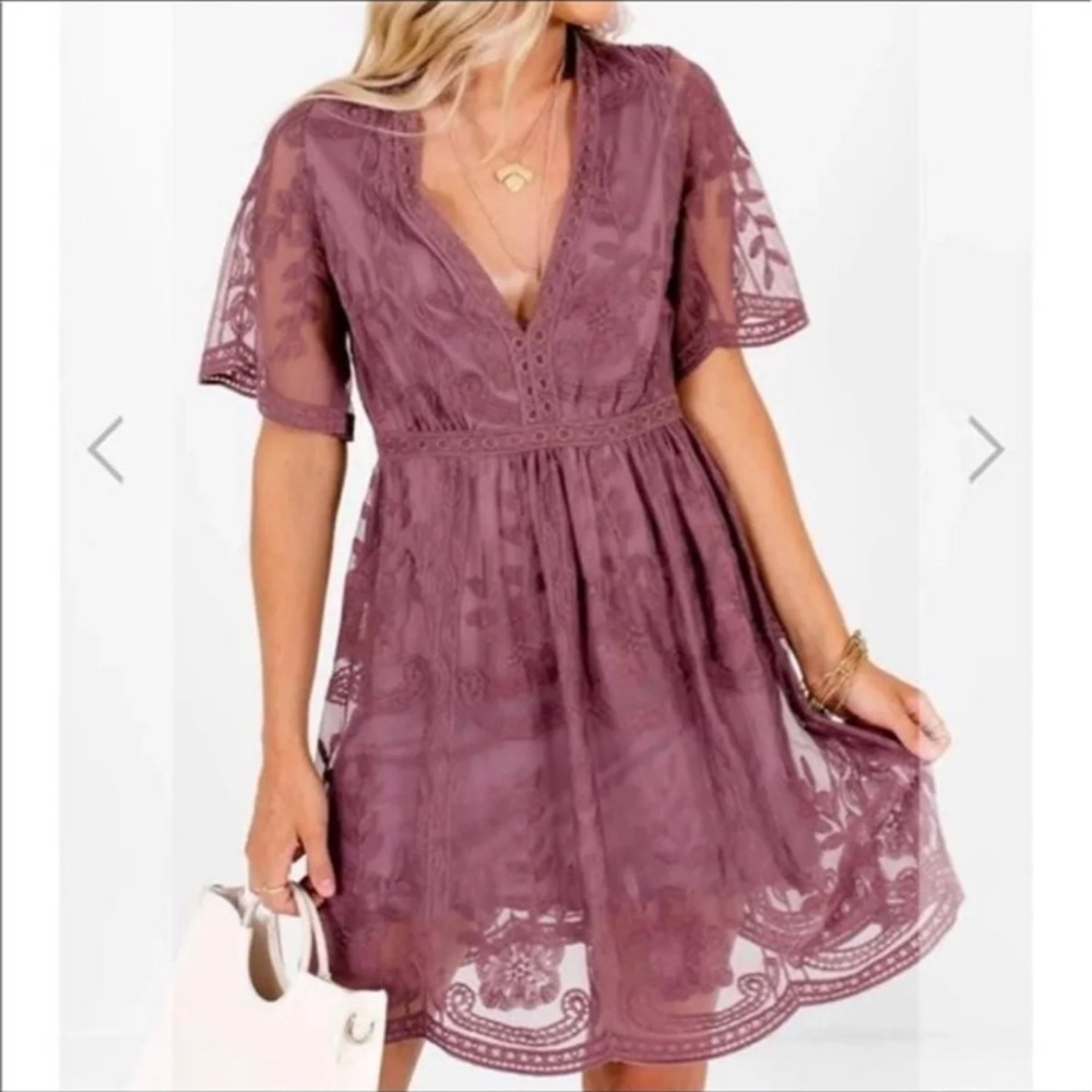 Haute Monde Lavender Lace Dress